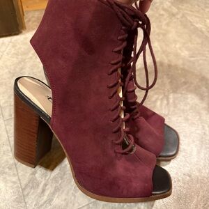 Zara Women's Burgundy Lace-Up Heeled Boots